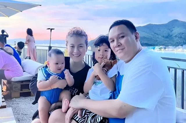 李嘉格|李嘉格：好声音没夺冠，却嫁给爱奇艺总裁，34岁成了人生赢家