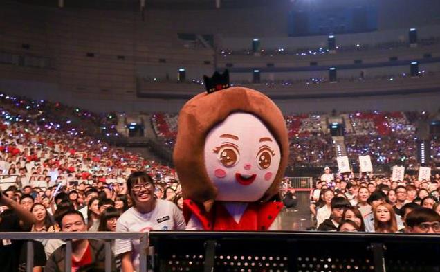 外媒评华语前五歌手,那英没上榜,邓紫棋垫底,冠军实至名归