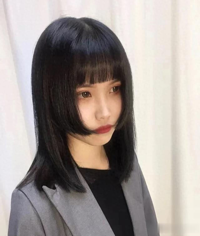 简约又迷人的公主切发型