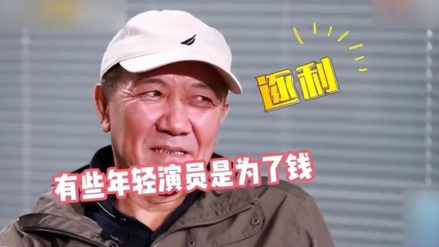 抛弃24年原配，转身迎娶小娇妻，如今儿子30年的报复让他遗憾终生