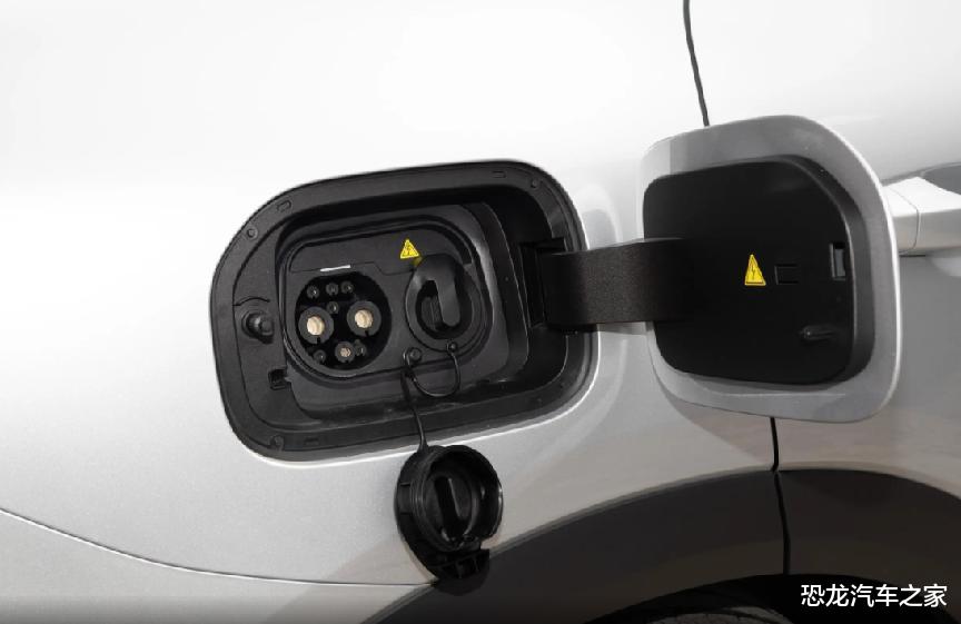 与宋PLUS DM同级，吉利银河新车型上市，搭载雷神EM超级电混技术