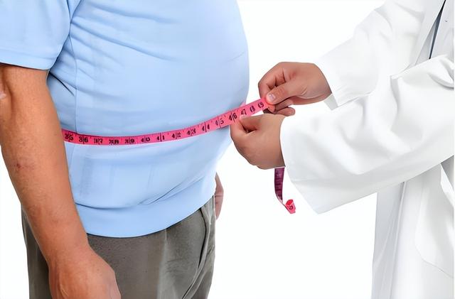 寿命与体重的关系被发现:50岁后,体重越接近“这个数”,越健康