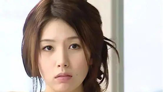 原来她早已离世！生前被财阀虐待，经历了5年非人的折磨