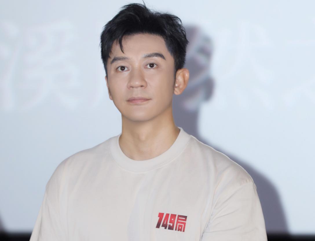 李晨深夜发文宣布好消息，与范冰冰分手5年后终于摆脱困境