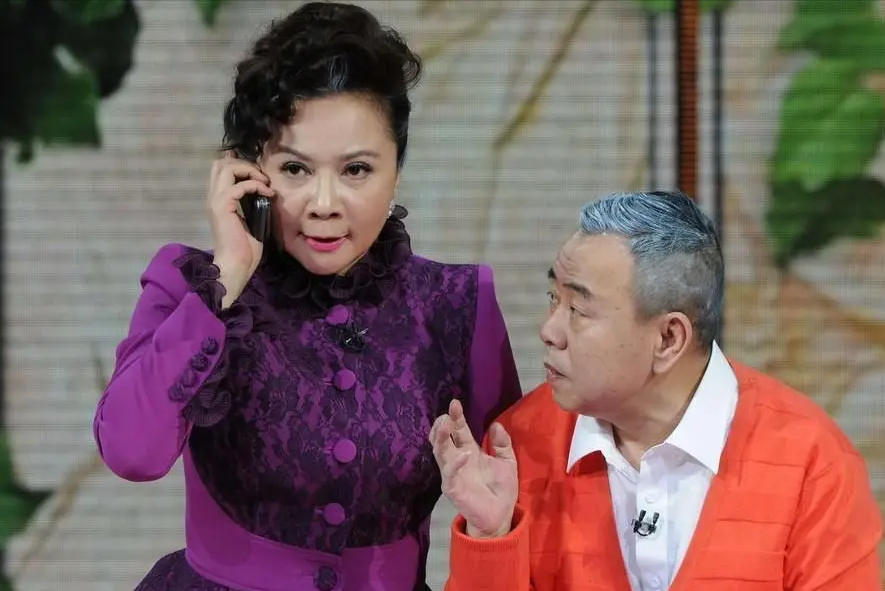 这是蔡明?63岁整容留下后遗症,希望再上春晚赚点小钱补贴家用