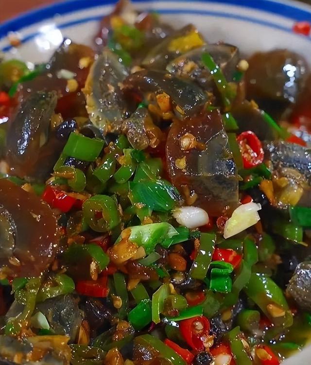 三伏天，远离鸡蛋会少生病！医生：年过50岁，两种蛋类千万忌口！