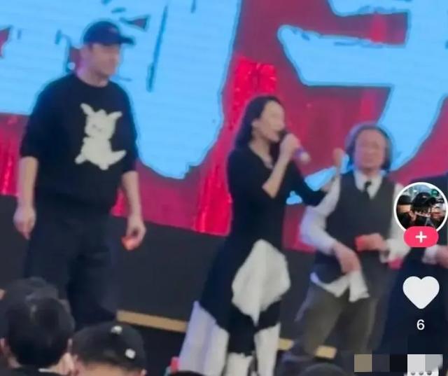 曝章子怡开豪车买珍珠,还特意清场,网友怀疑受范冰冰刺激