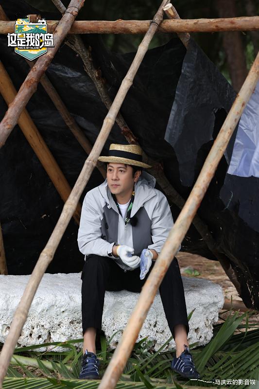 《这是我的岛》首播,不如贝尔荒野求生,流量团综,过分虚假