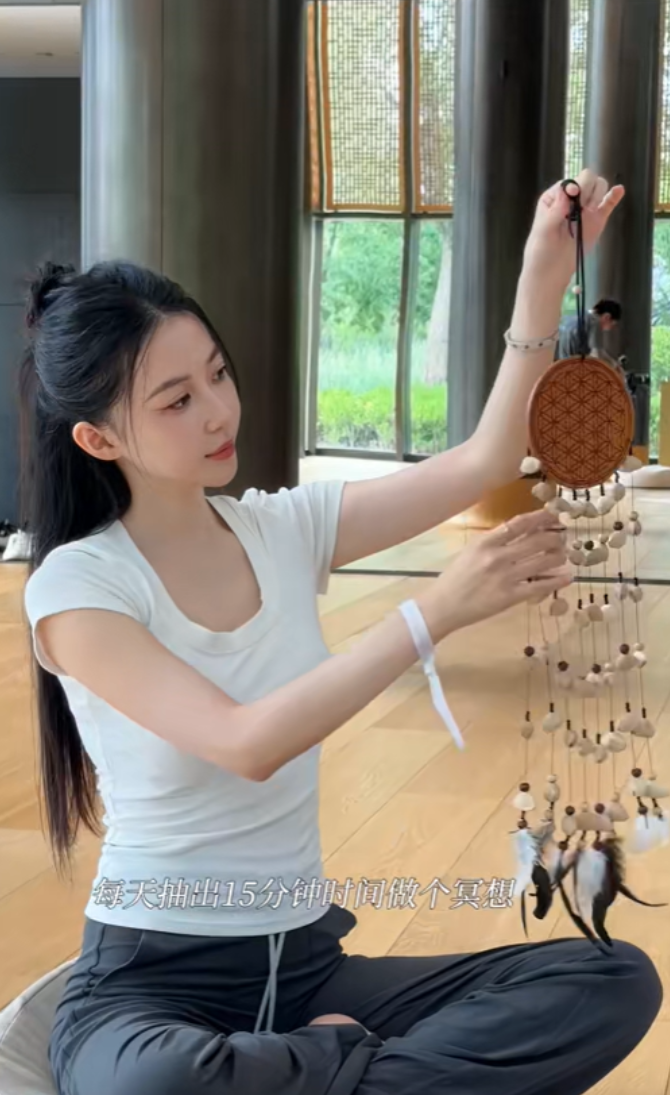 潘玮柏上海的家豪华,妻子全职在家,晒日花30万的贵妇生活