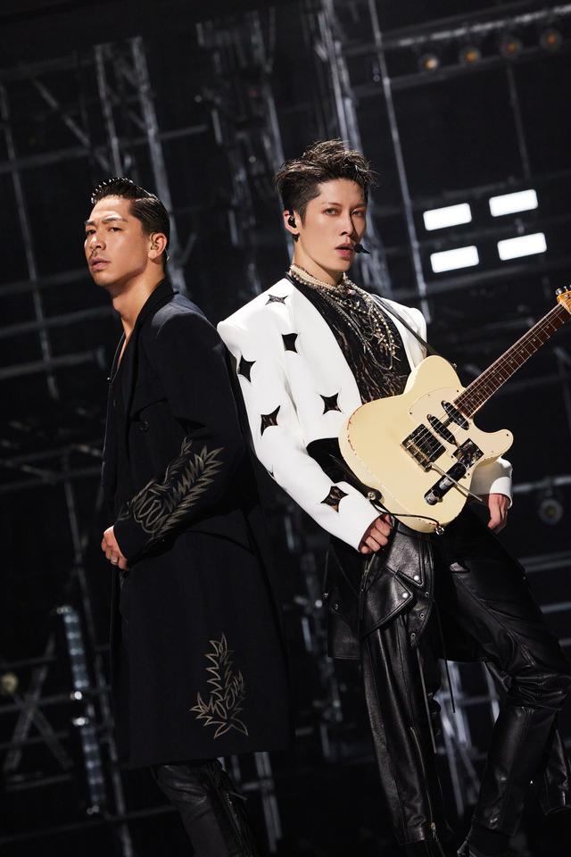 今年披哥,实在太癫