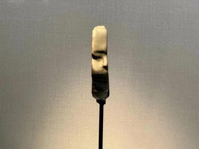 阿拉善石展的“半面佛”,有人“看不懂”,有人惊呼“太神了”!