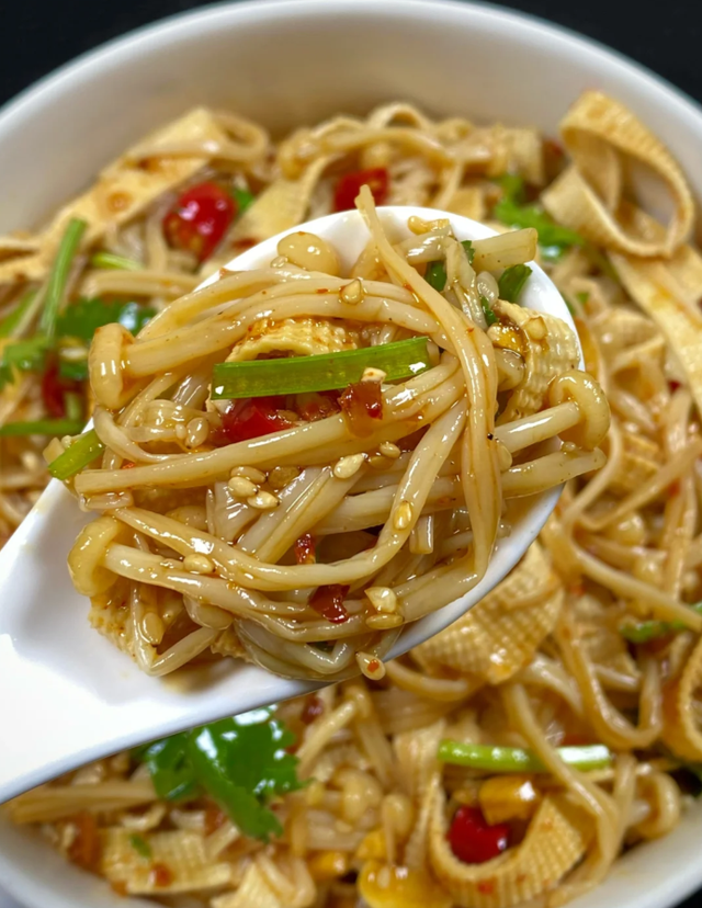 吃瘦要比饿瘦好,自己在家做减脂餐,吃干净真的会掉秤