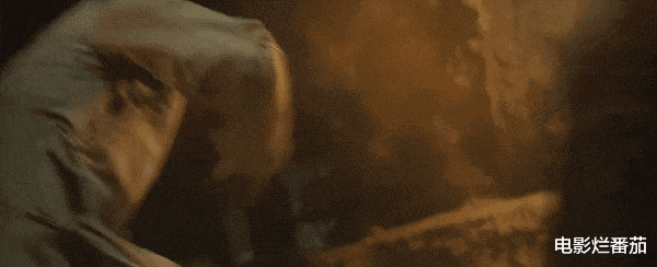 同样是拍网大,把释小龙的新作和谢苗一比较,差距就出来了