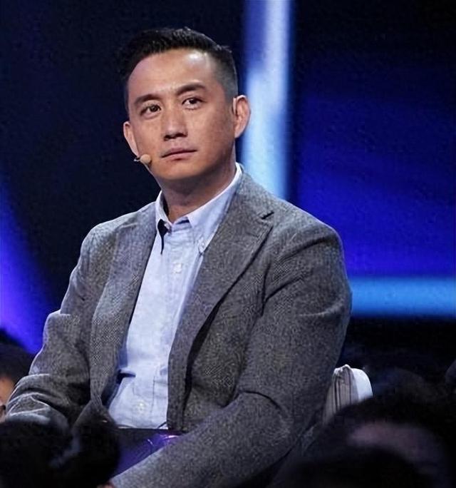 事实证明，“炒菜不咋地、看人下菜碟”的黄磊，如今活成了笑话