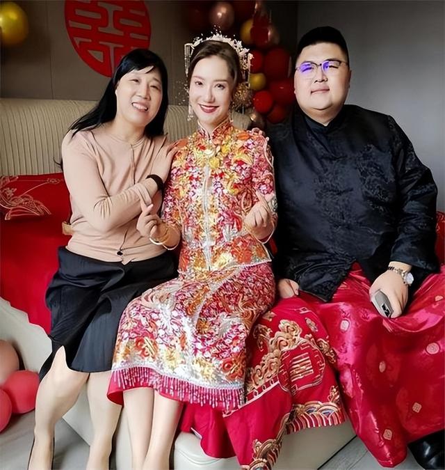 猴哥喊话何钰欣:没有我,你什么都不是,网友离婚预言或成真?