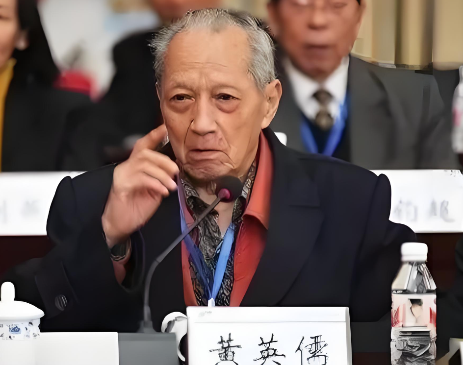 97岁名老中医黄英儒的养生宝典：如何做到脸上无斑，体内无淤？