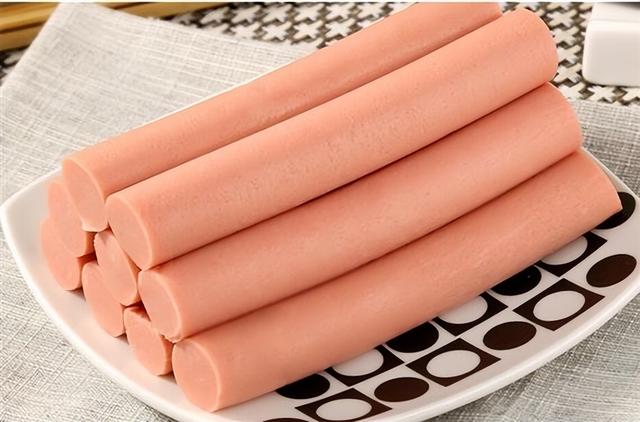 315这一晚，曝出5个行业乱象，却被一碗淋巴“梅菜扣肉”夺了眼球