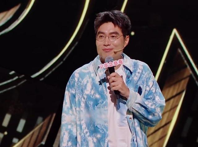 《喜剧之王单口季》四大魔王全军覆没,罗永浩锐评:靠老脸混饭吃