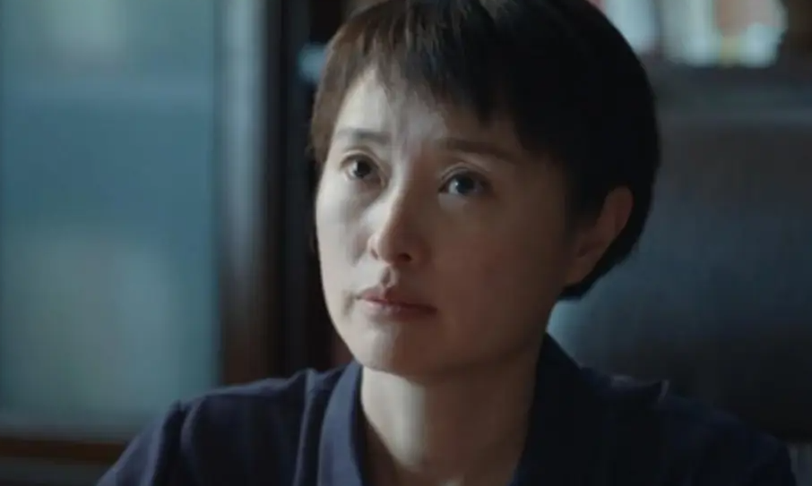 《城中之城》：本是冲着于和伟王劲松去的，我却被身高168的女二惊艳了