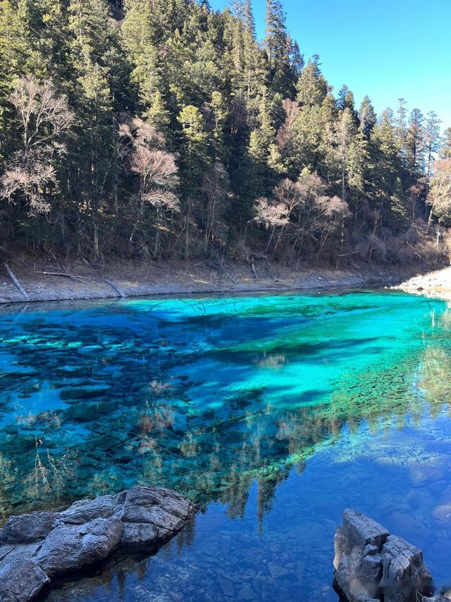巨蟹座； 最不顺的3个年龄段，职场低谷，钱财难留，压力巨大