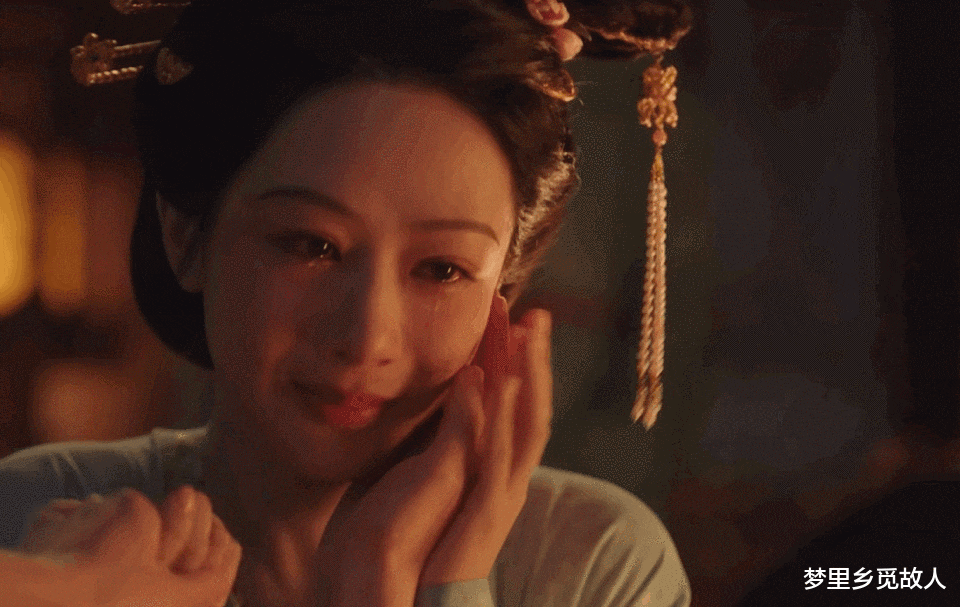 这一次，尊重观众的《国色芳华》，把内娱抠图剧的遮羞布撕碎了！