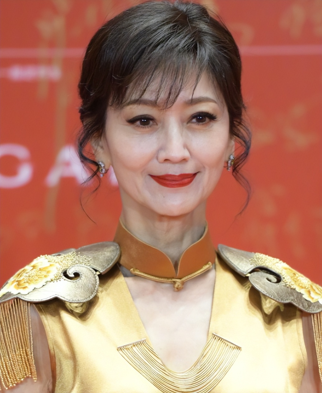 看了赵雅芝汪明荃的生图,这一次,“不老女神”都被撕开了真面目