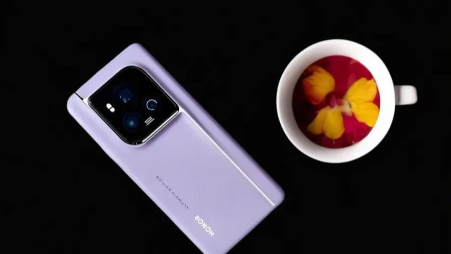 荣耀开启“清仓暴走”模式，突降2430元，顶级高端售价更给力！