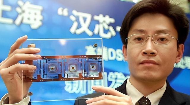 輪到美被“壟斷”！“中國(guó)芯片之父”棄美回國(guó)，作用比核武器還大