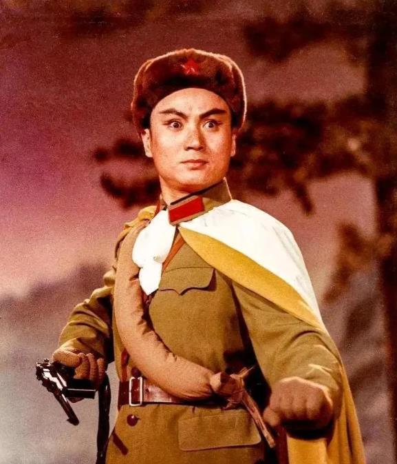 改革先锋童祥苓,不能抹杀旗手对样板戏的贡献,却成了他人生污点