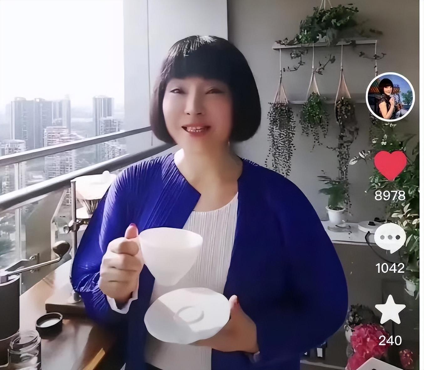 这个女明星比大S还狠!挪走前夫公司12亿,让前夫连电费都交不起