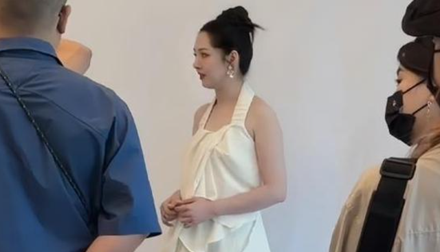 感谢把向佐淘汰，这种巨婴就不该来，心疼郭碧婷，狗看了都摇头