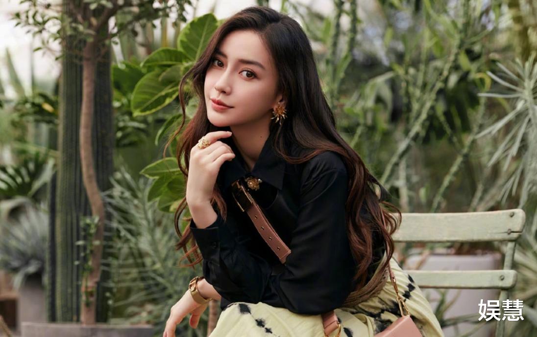 杨颖|杨颖复出遇阻遭《奔跑吧》打码，一场疯马秀几乎葬送了演艺生涯