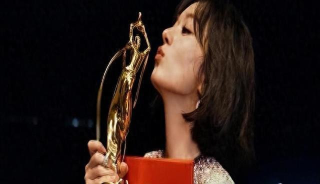 赵丽颖深夜惊喜宣布，全网沸腾：恭喜，这一天终于到来！