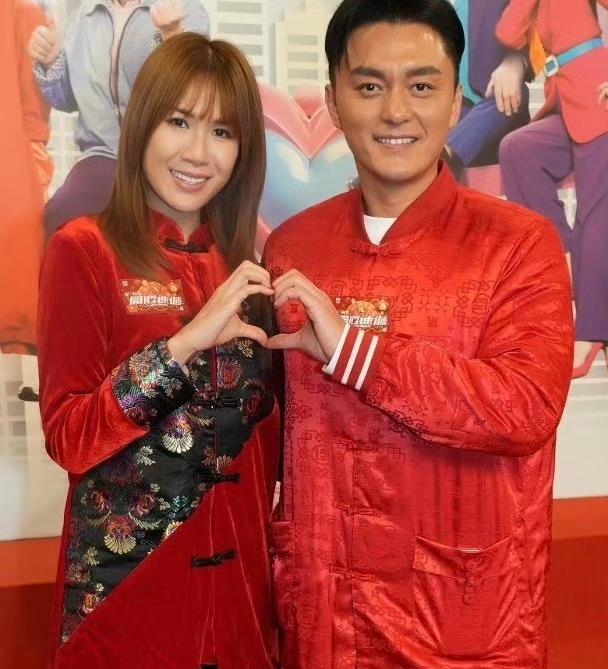 TVB恩爱情侣亮相活动，被催婚女方表示已死心，男友回应引猜测
