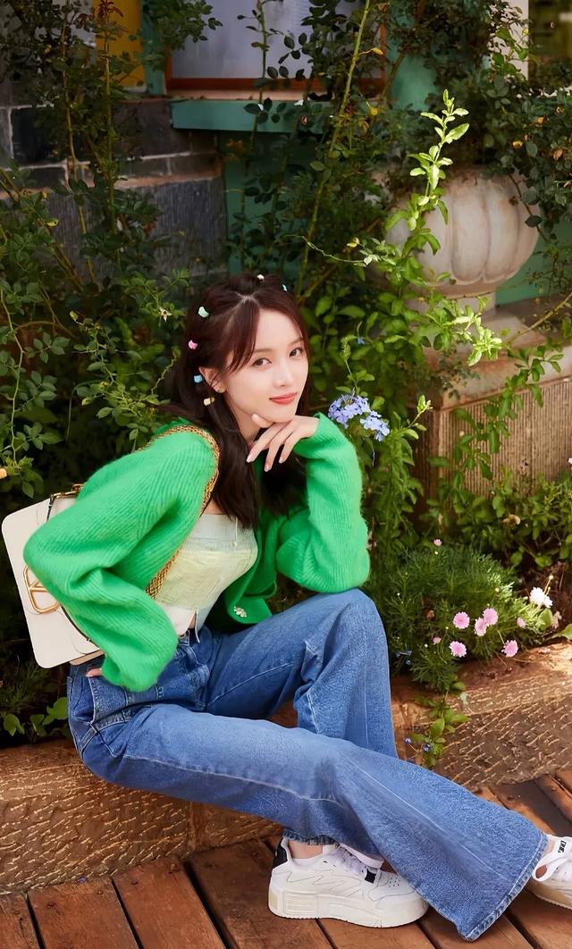 吴宣仪，完美身材