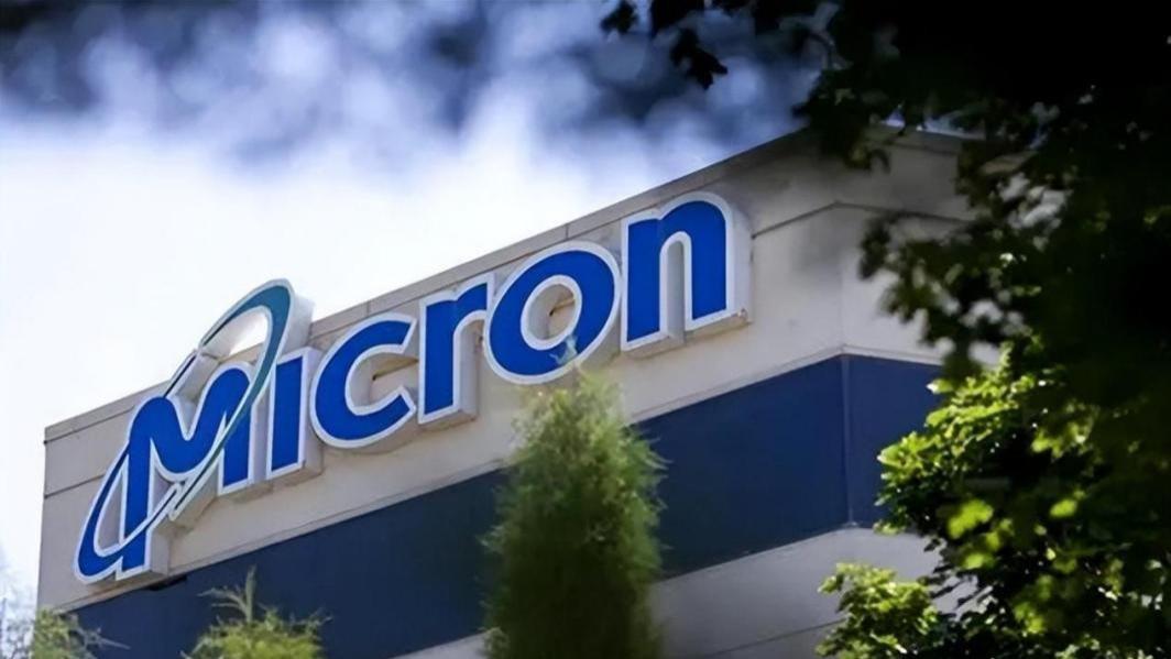 美国危机升级，我国不买了，欧美巨头陷衰退，欧洲要求美国买单