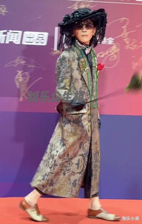 北京这晚,被“发胖”的李沁惊艳,整个人面相变了,颜值惊鸿一瞥