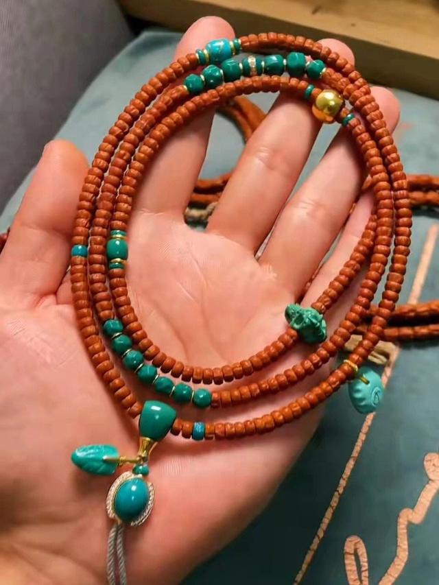 揭秘文玩圈“黑马”：百香籽手串的崛起与魅力