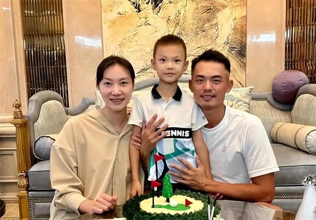林丹怎么都没想到，娶了 1 米 78 的谢杏芳之后 儿子身高却让她傻了眼