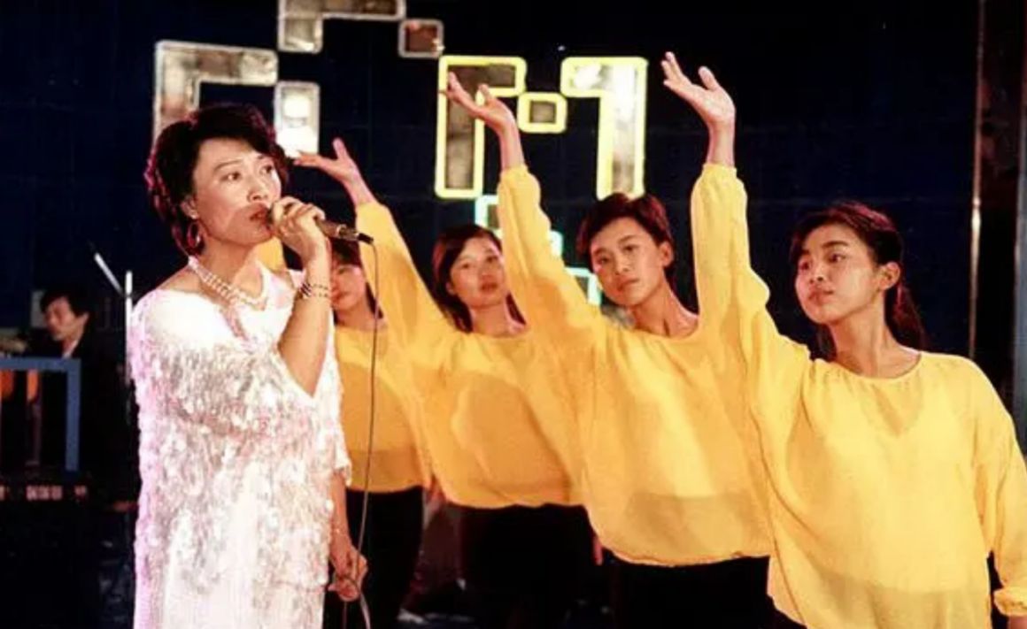 陈锐:80年代红极一时,前妻和现任妻子都是美女演员,现状如何?