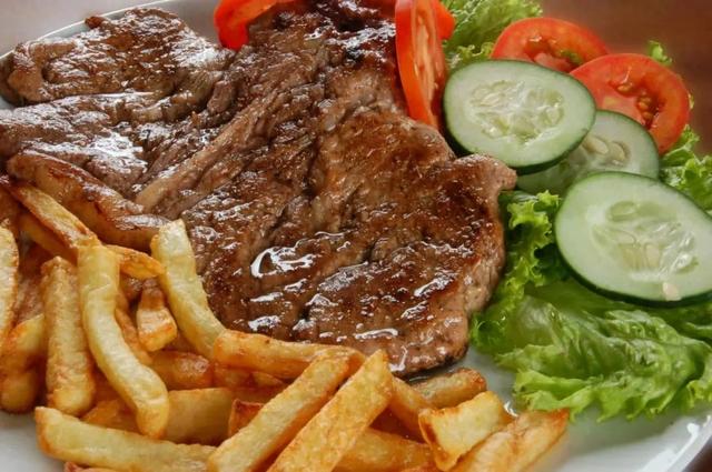 减肥时总是感觉饿，该怎么办？