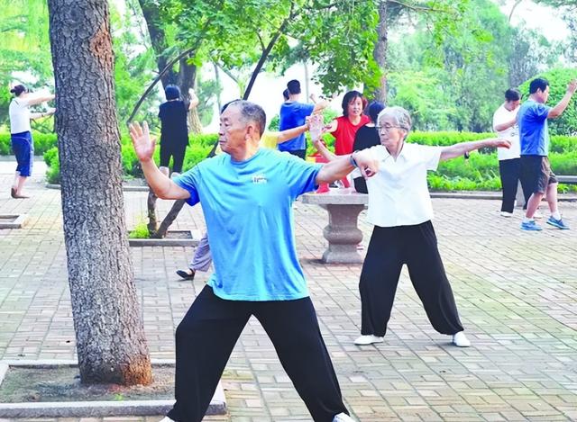 寿命长短，看脸就知道？寿命长的人，一般会有6个特征