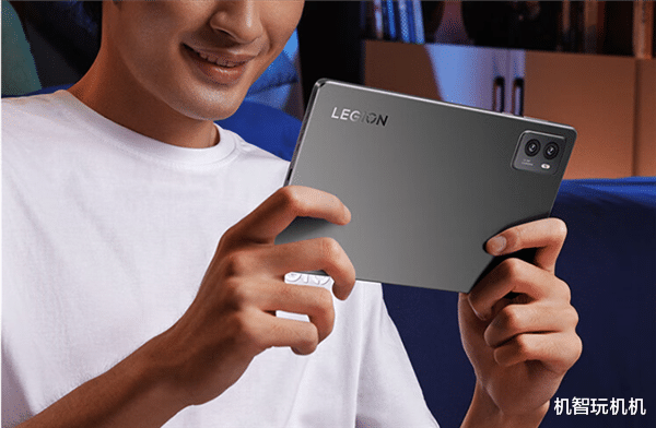 唯一安卓平板小钢炮！骁龙8 Gen3+8.8寸2.5K屏，性能无敌游戏王！