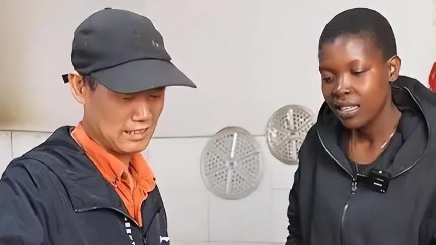 网红rose家像非洲垃圾场，又脏又乱还恶心，为钱拼命尬演太丢人