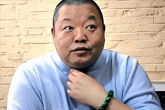 黑道歌手臧天朔有多狂，扇梅婷耳光，砸刘德华场子，结局令人唏嘘