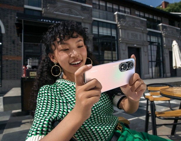 荣耀80，清仓退市，入手仅需1535元！