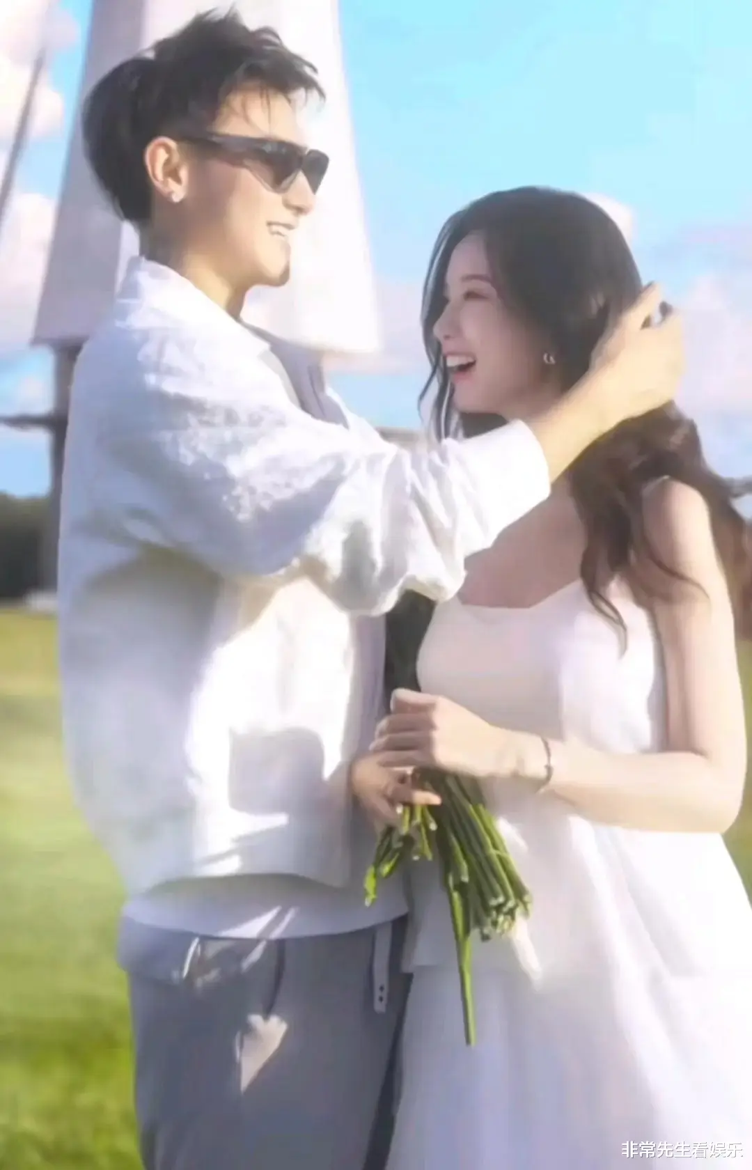 黄子韬官宣恋情被嘲，或为结婚预热，曾多次极力否认，称徐艺洋是妹妹