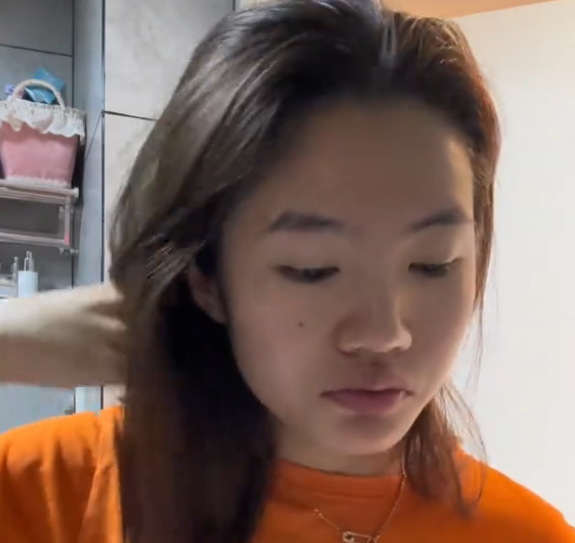 公主病？李勒优嫌宿舍拥挤不愿住，晋妈送房价值198w，被嘲提款机