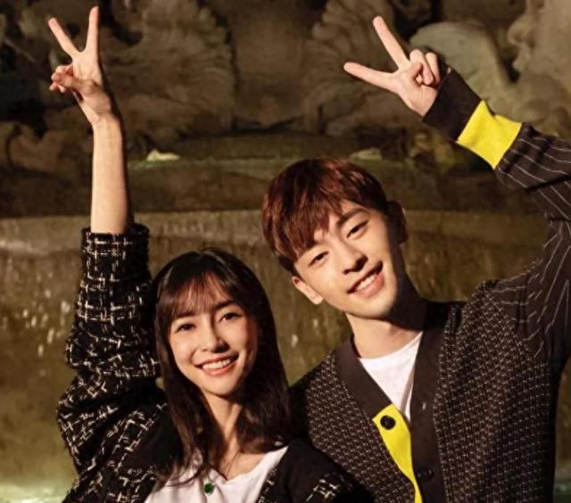 32岁邓伦近况曝光！以模特身份上杂志，卖了240万试水成功