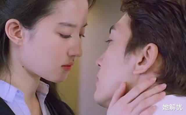 刘亦菲为什么不结婚?原来是遇到过渣男